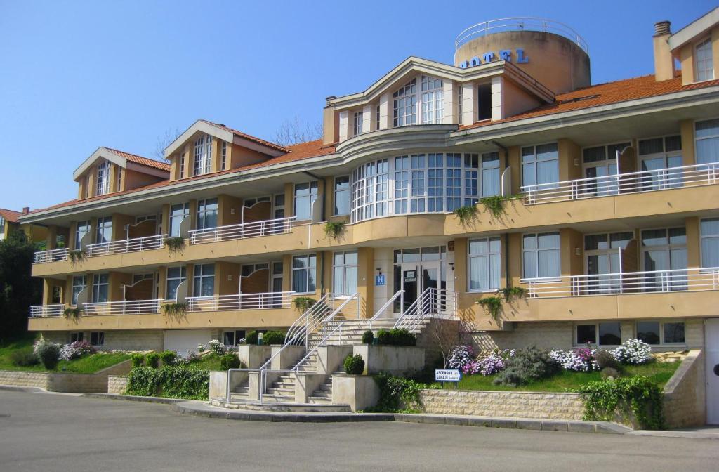 Hotel Residencia Miramar San Vicente De La Barquera Exterior foto